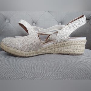 Life Stride Women's Cream Lace Slingback Espadrilles